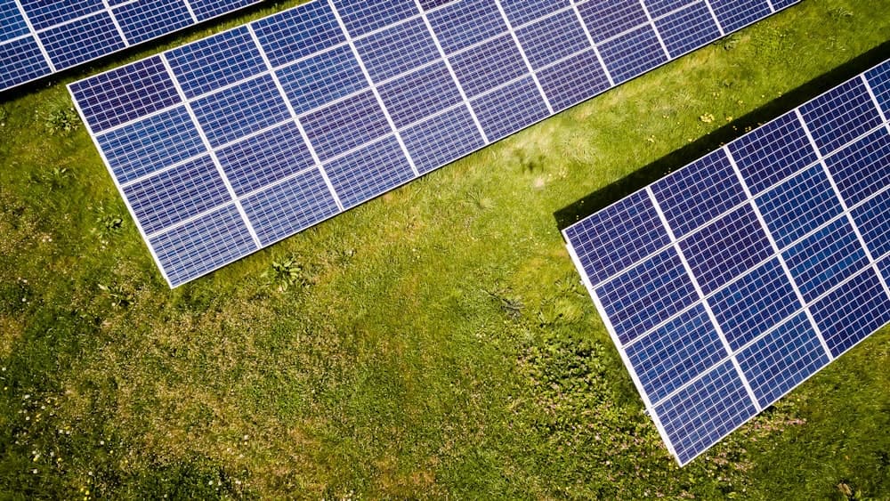 Dust-covered solar panels in Jhansi before cleaning